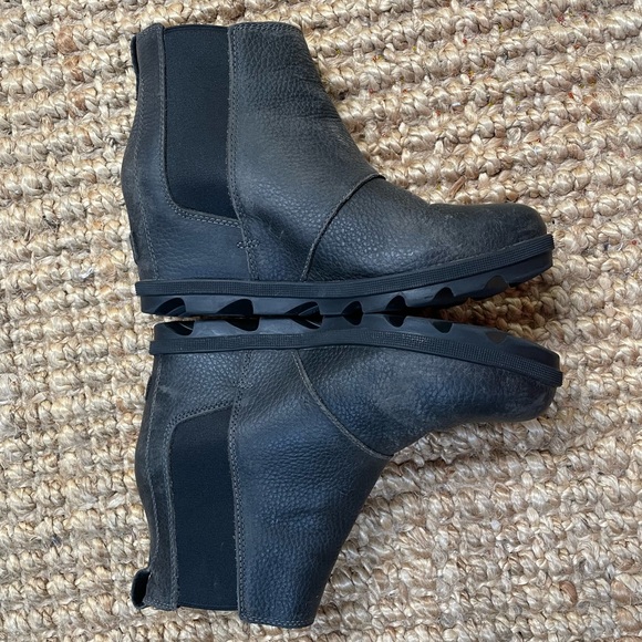 Sorel Joan of Arctic Wedge Chelsea pull on boot 9.5 - Picture 4 of 10